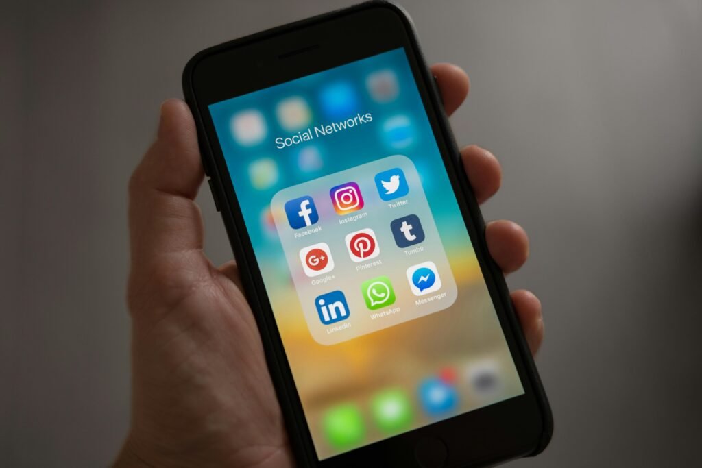 Social Media Addiction 3 Beawareofmecom Social Media Addiction Long Term Strategies for Regaining Balance