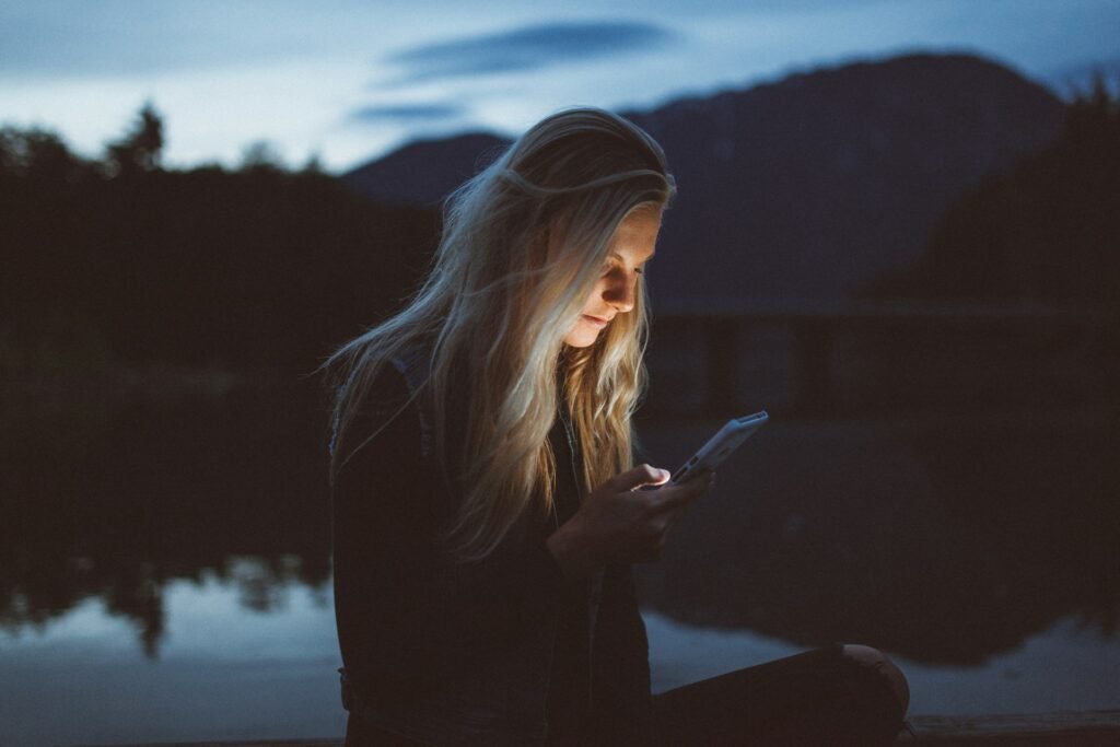 beccatapertQofjUnxy9LYunsplash Beawareofmecom