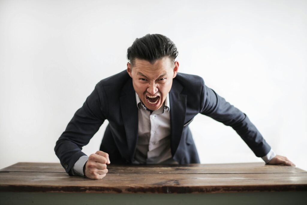 pexelsolly3760790 Beawareofmecom How to Recognize and Manage Anxiety Symptoms in Daily Life
