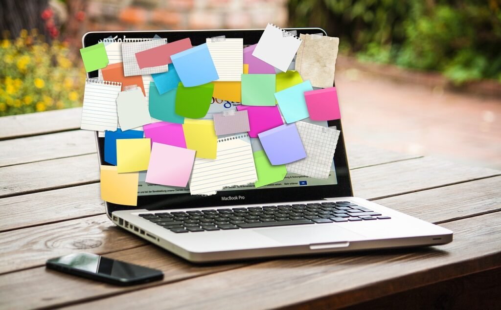 postitnotes32336531280 Beawareofmecom Path Mental Health Leading the Future of Online Therapy