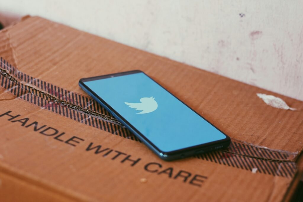 ravisharmaRnW1taVZqm8unsplash Beawareofmecom How Social Media Impacts Mental Health The Double Edged Sword