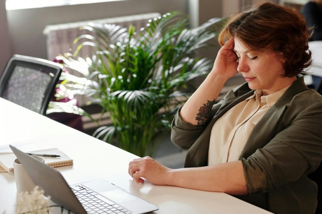 Using Technology Mindfully to Reduce Workplace Stress Beawareofmecom Using Technology Mindfully to Reduce Workplace Stress