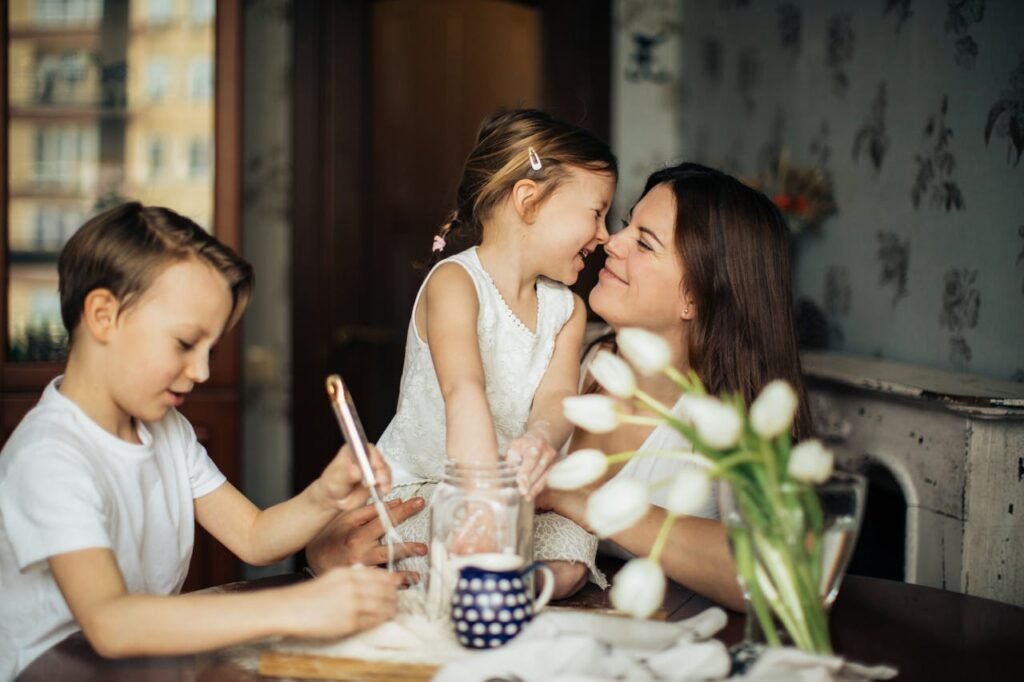 Balancing Strict and Supportive Parenting Beawareofmecom Balancing Strict and Supportive Parenting