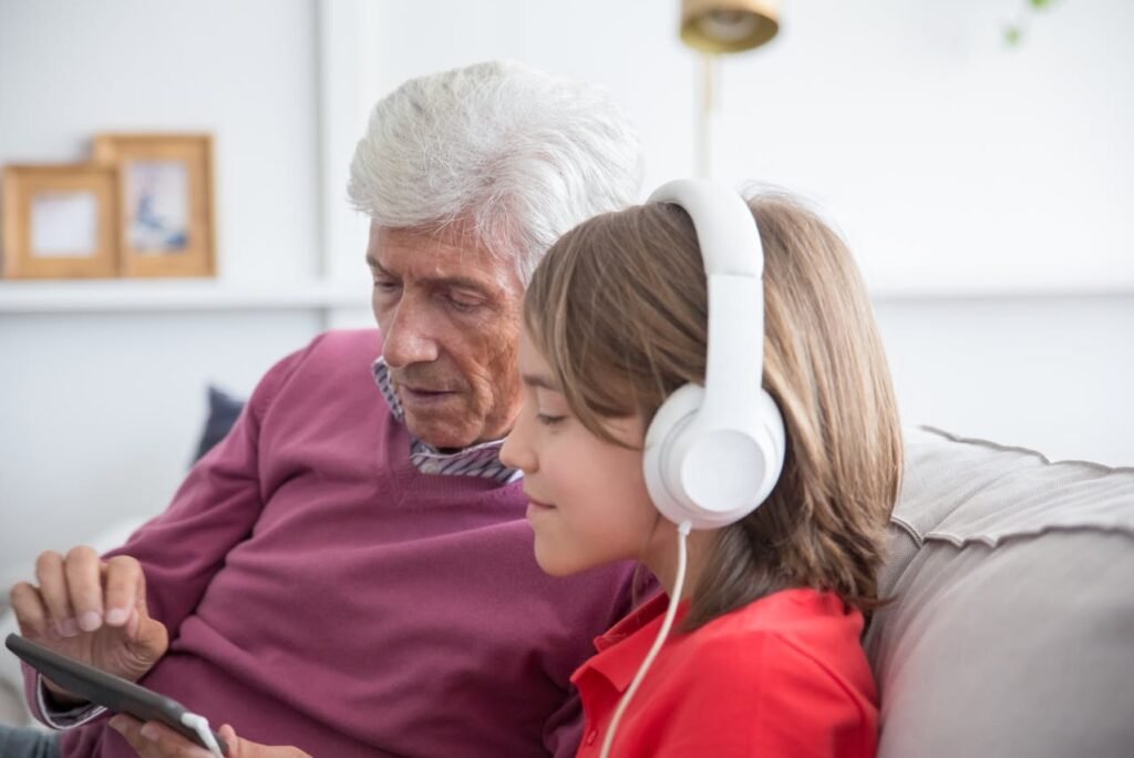 Technology Use in Kids 1 Beawareofmecom Screen Time Battles Stress Free Ways to Manage Technology Use in Kids