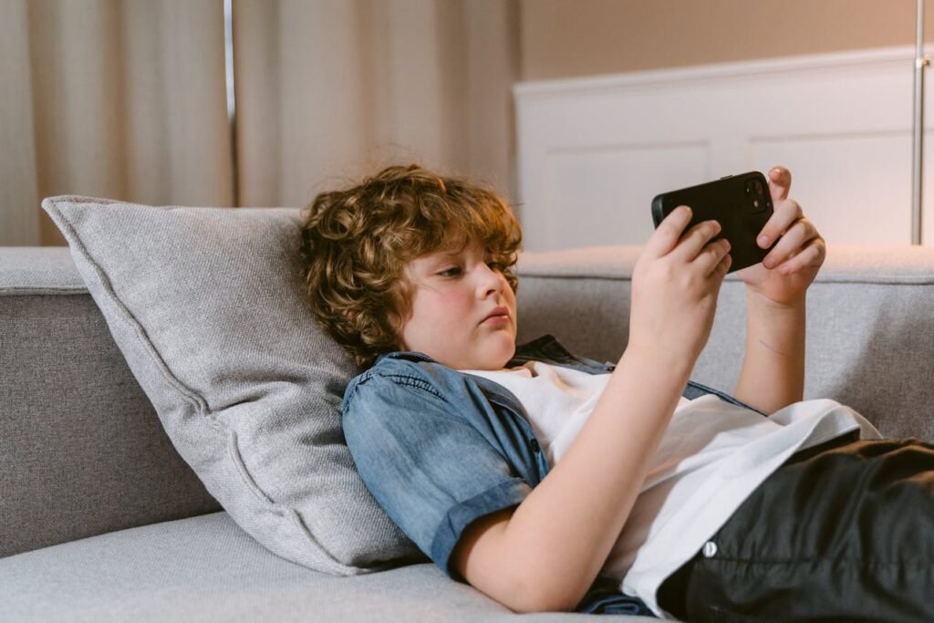 Technology Use in Kids 4 Beawareofmecom Screen Time Battles Stress Free Ways to Manage Technology Use in Kids