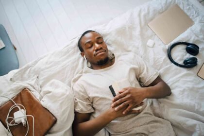 Morning Depression: Why You Feel Worse in the AM & How to Fix It